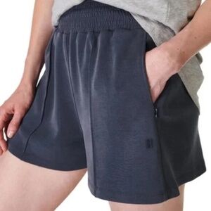Sweaty Betty Sand Wash Cloud Weight Shorts NWT